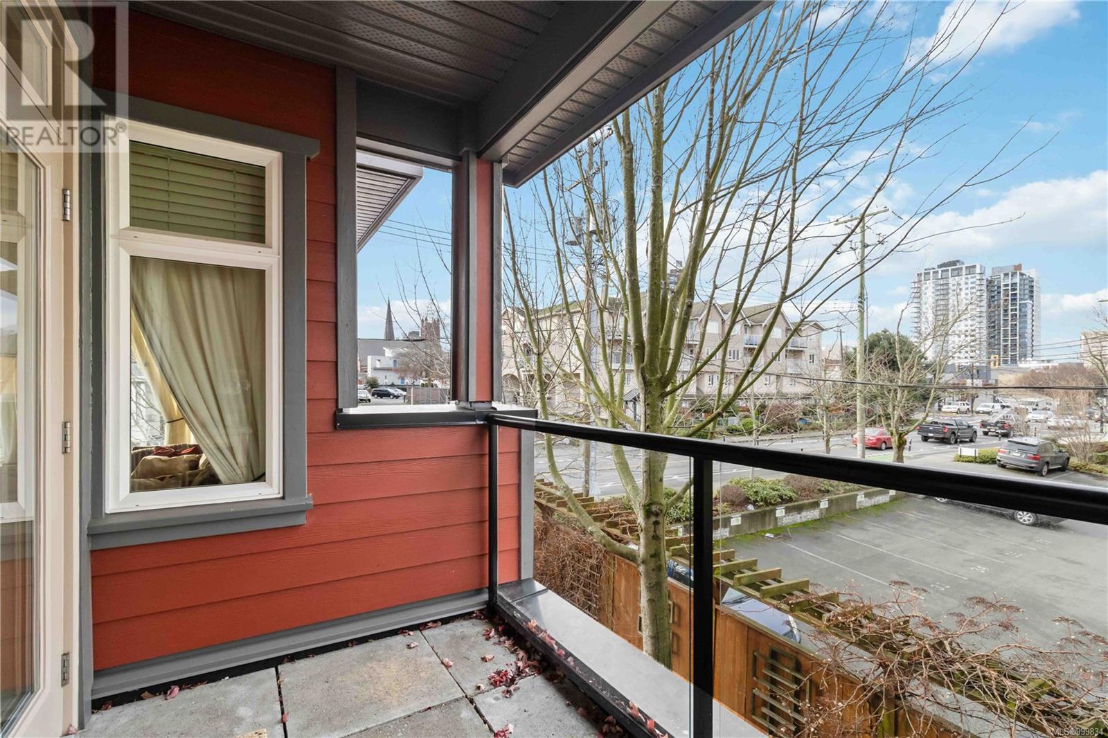 1 920 Caledonia Avenue, Victoria