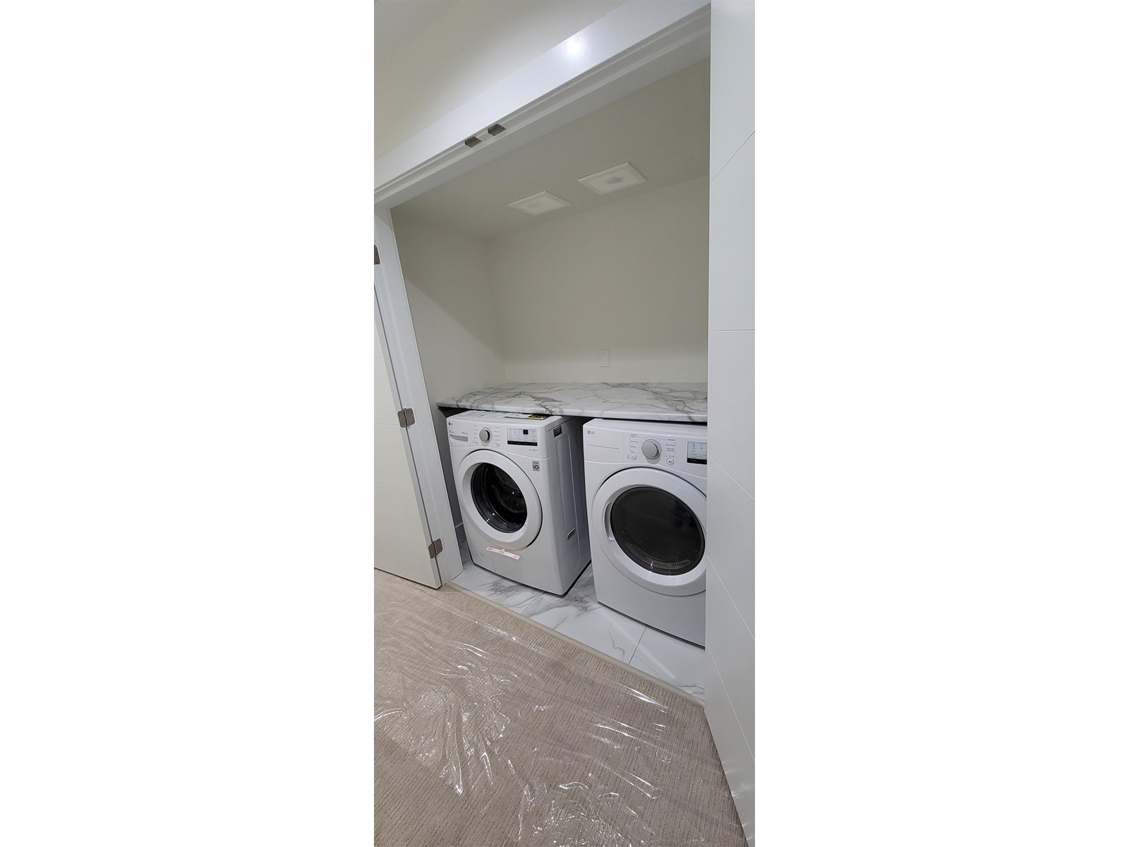 11 8181 135A STREET, Surrey