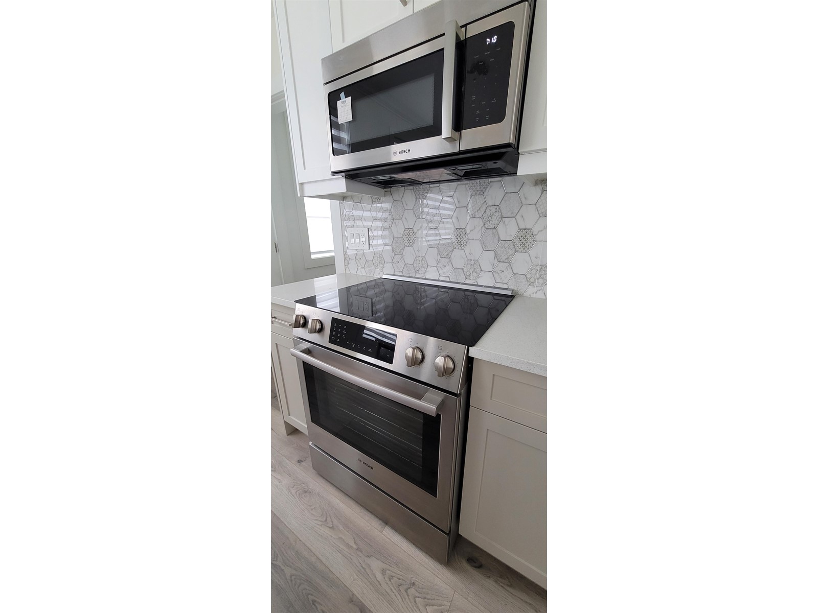 11 8181 135A STREET, Surrey
