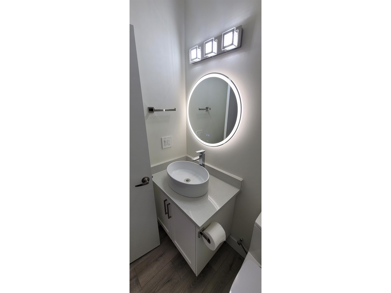11 8181 135A STREET, Surrey