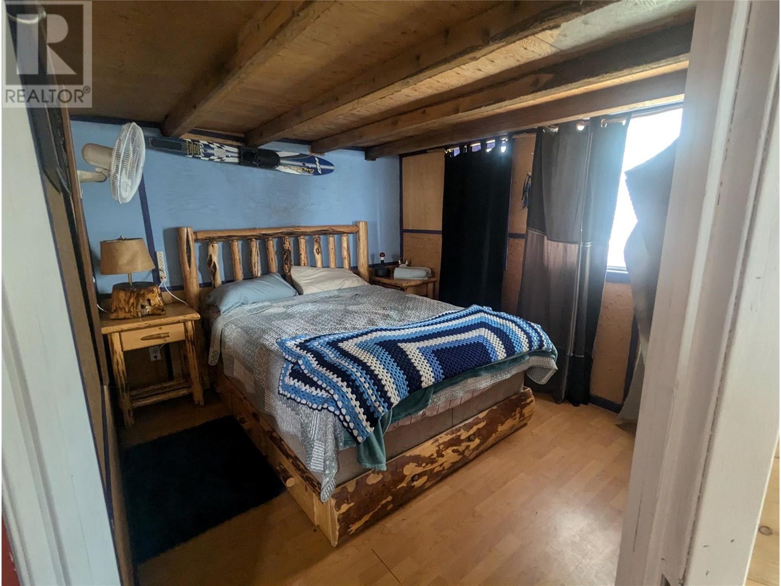 Photo 19 of 7780 Bentley Road, Anglemont BC