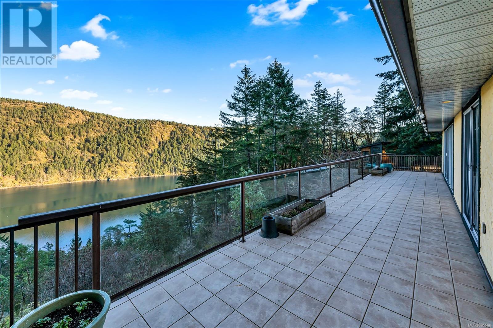 4133 Rocky Mountain Rd, Malahat