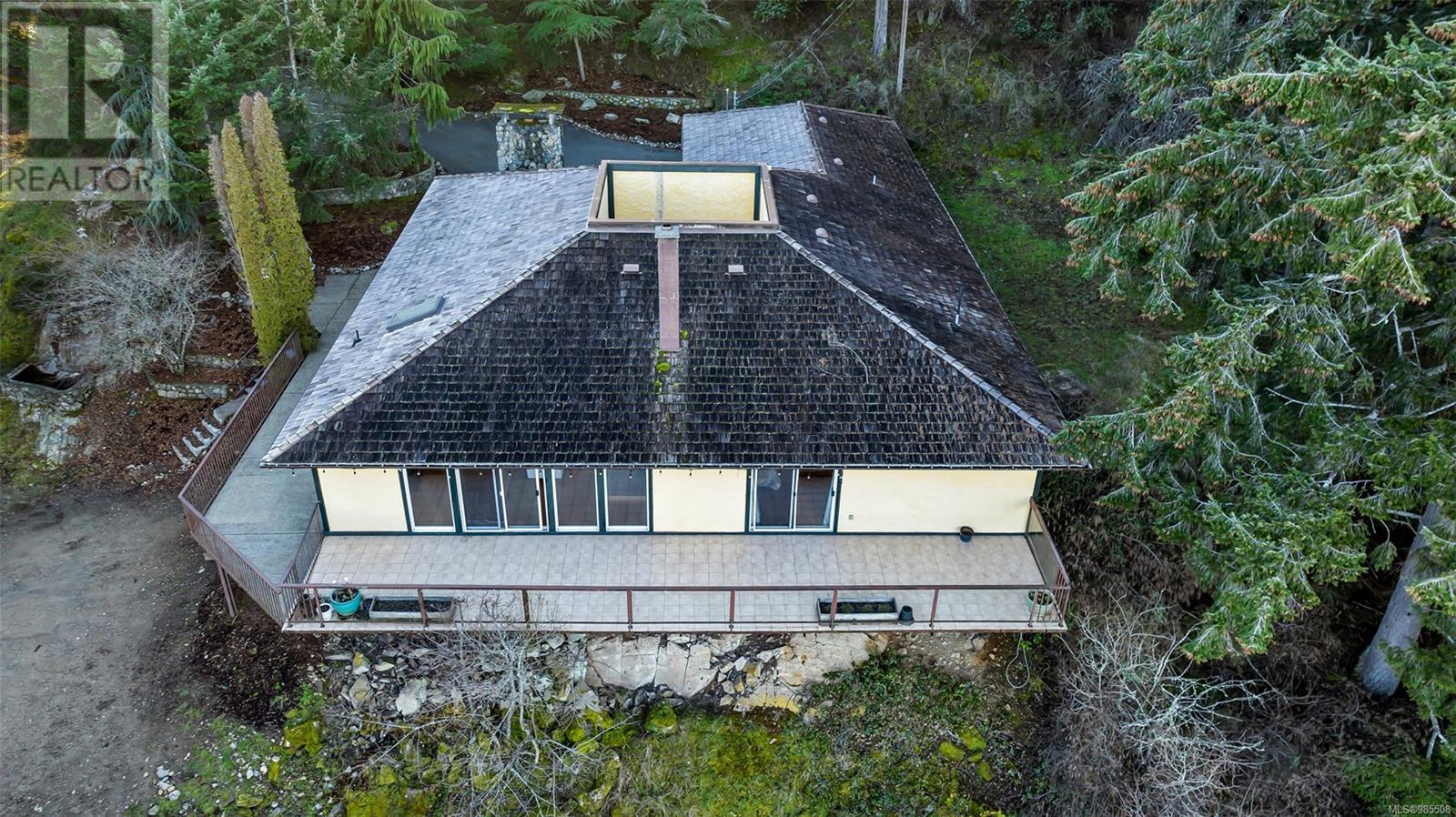 4133 Rocky Mountain Rd, Malahat