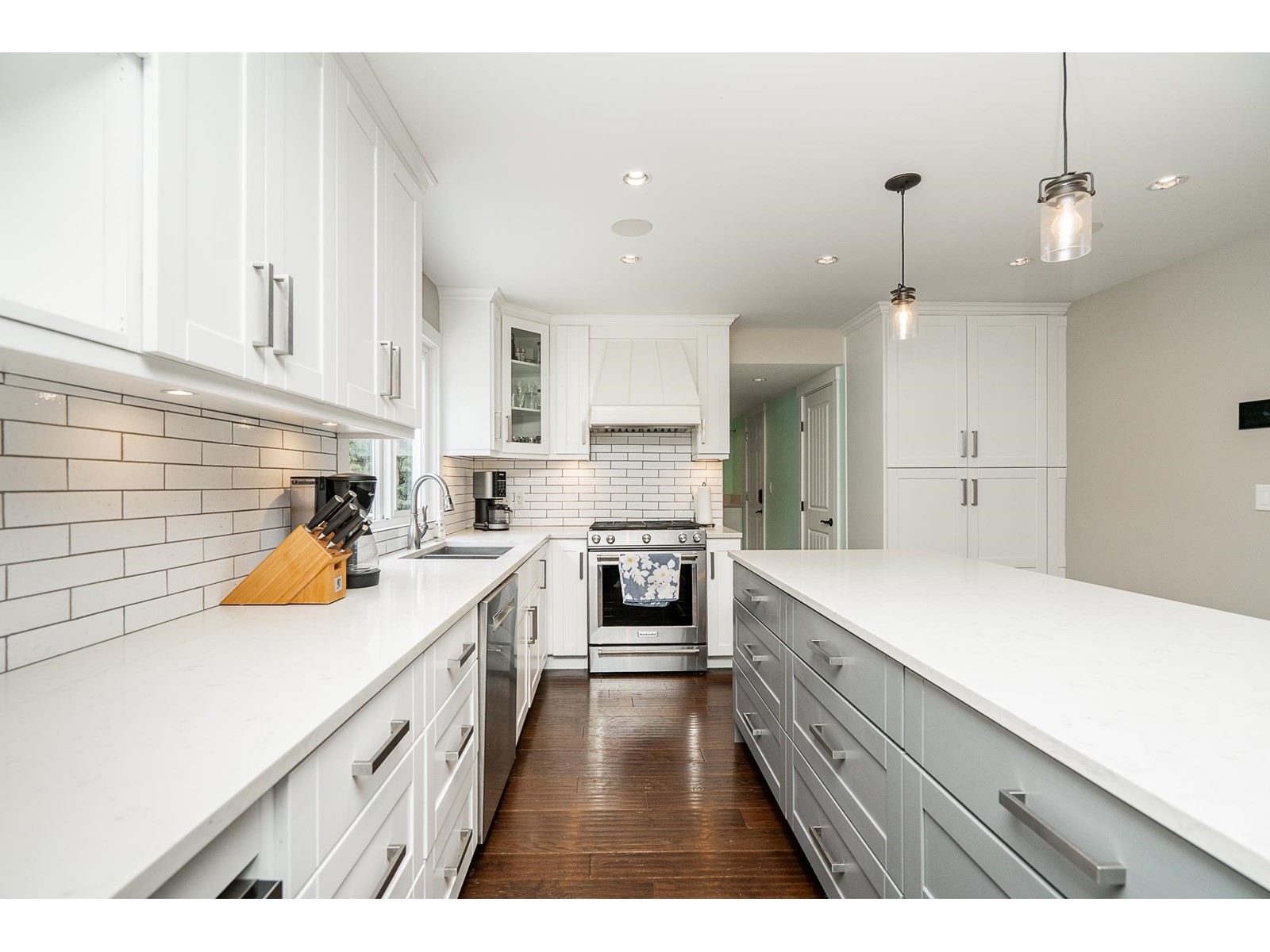 Photo 10 of 4224 196 B Street, Langley BC
