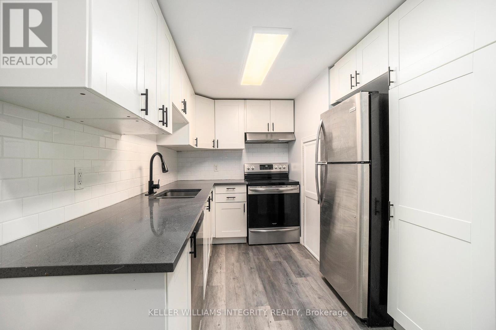 Photo 38 of 22 Dollard Street, Russell ON