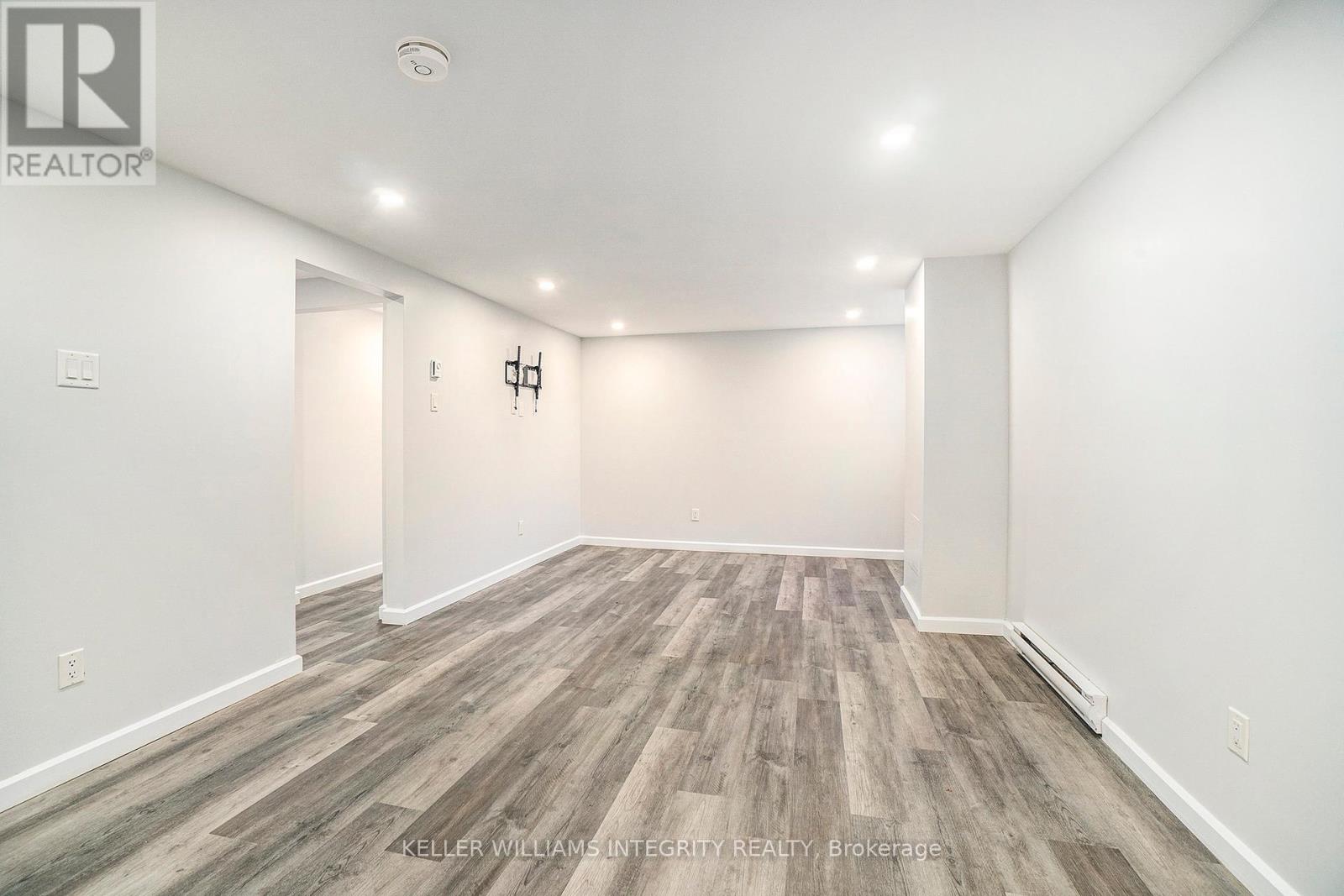 Photo 21 of 22 Dollard Street, Russell ON