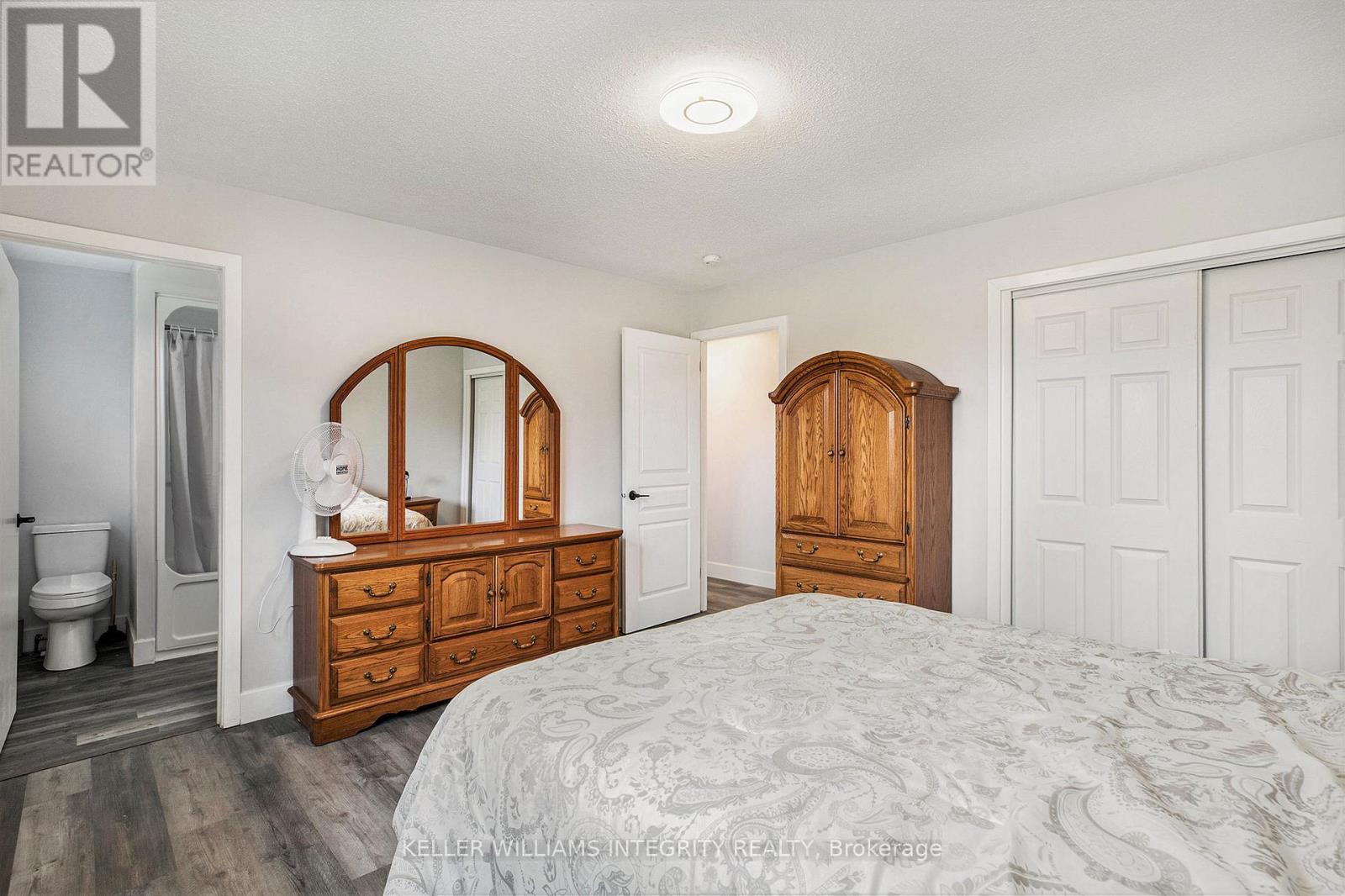 Photo 9 of 22 Dollard Street, Russell ON