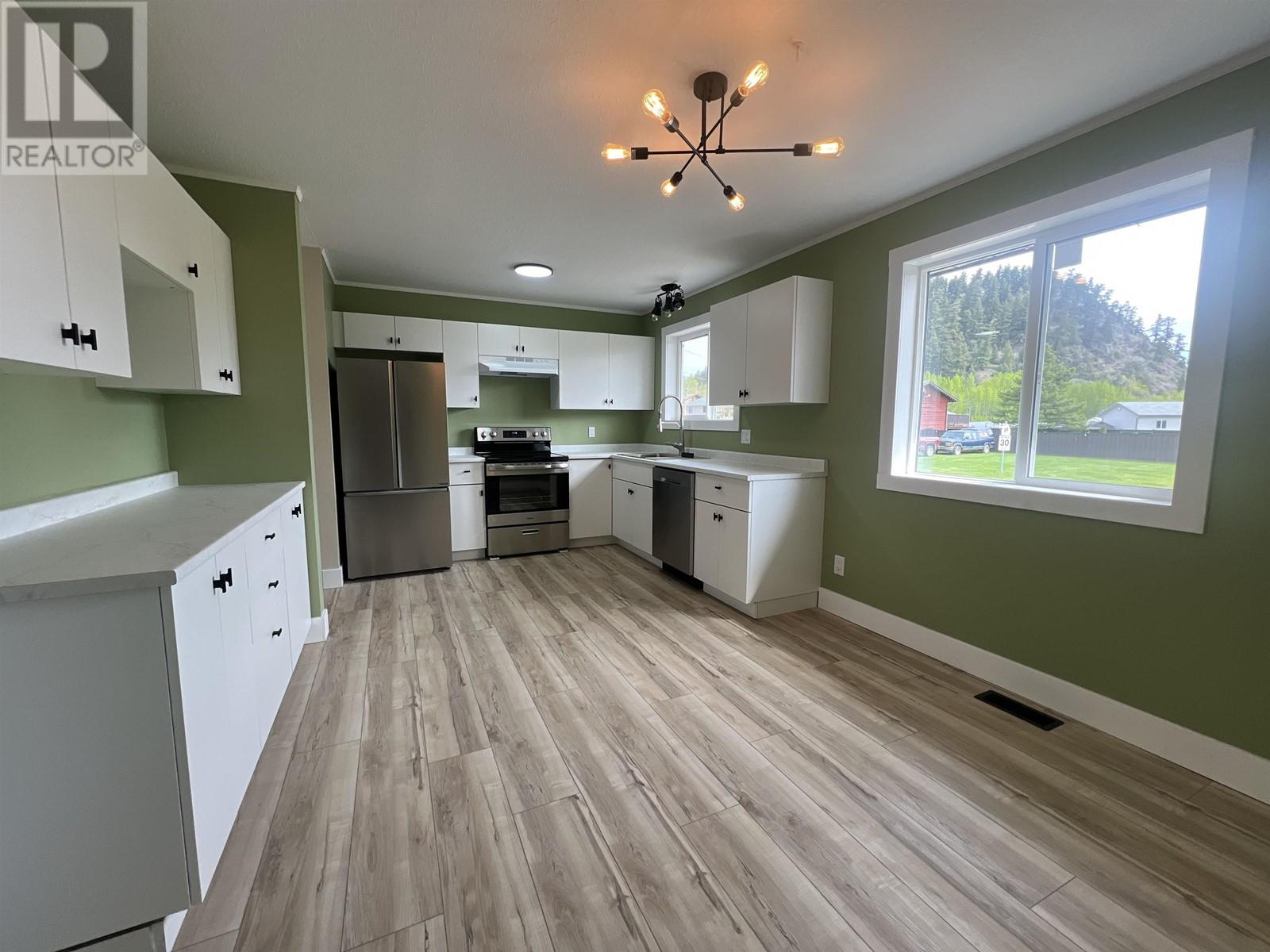 Photo 2 of 150 Murray Street, Fraser Lake BC