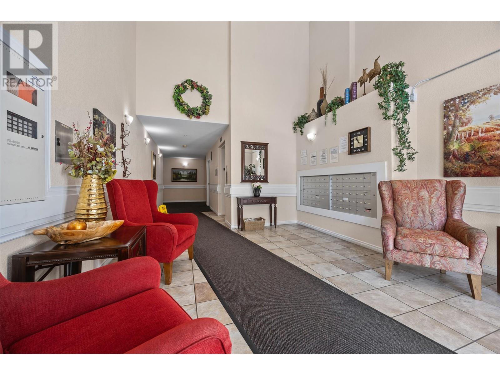 401 2285 Atkinson Street, Penticton