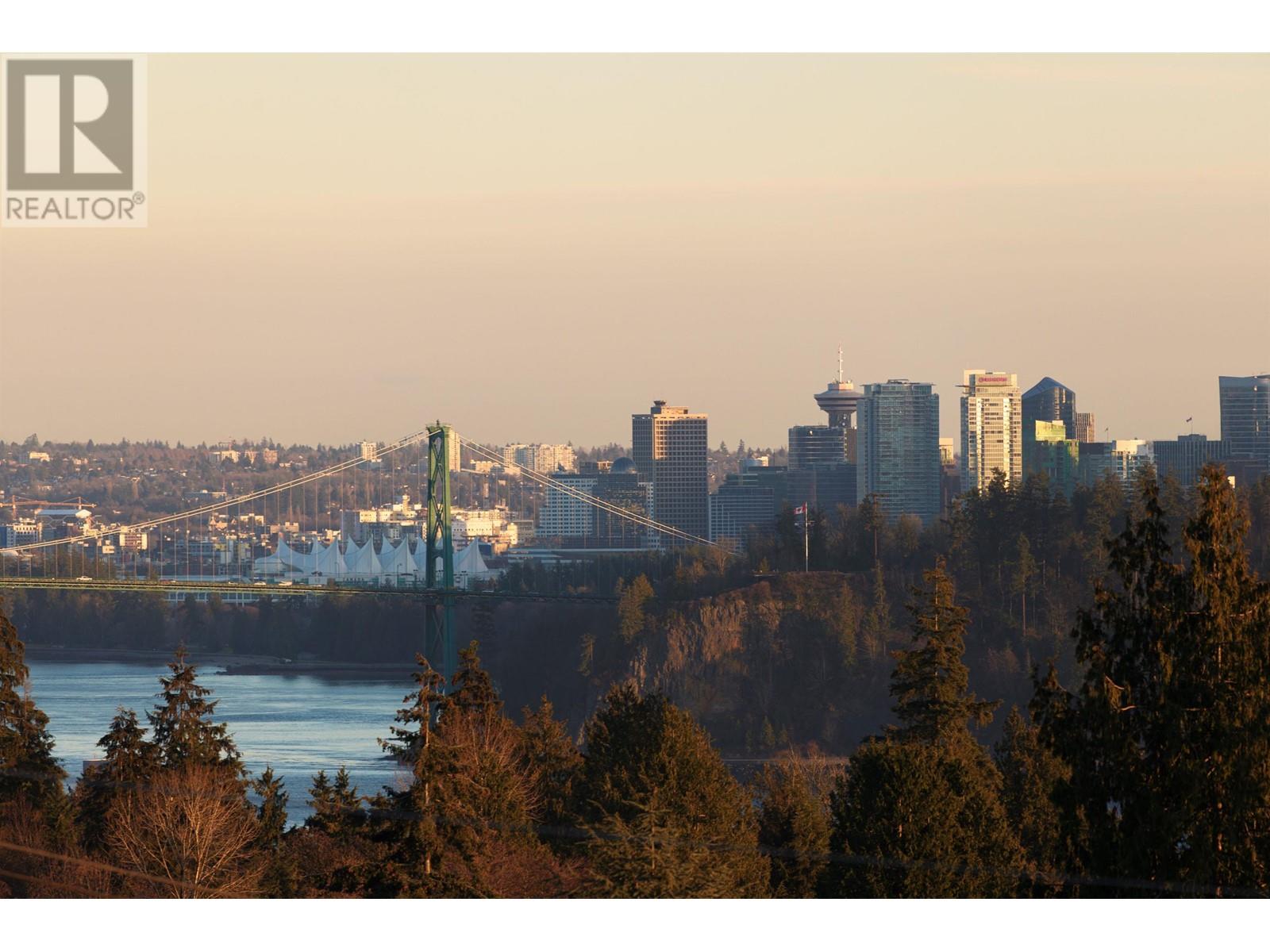 1715 22ND STREET, West Vancouver real estate listing R2987822