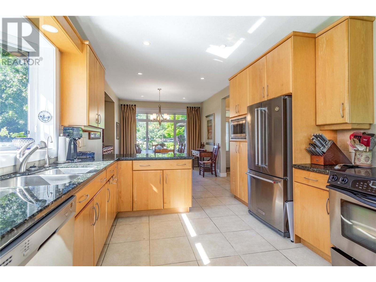 30 3800 Gallaghers Pinnacle Way, Kelowna