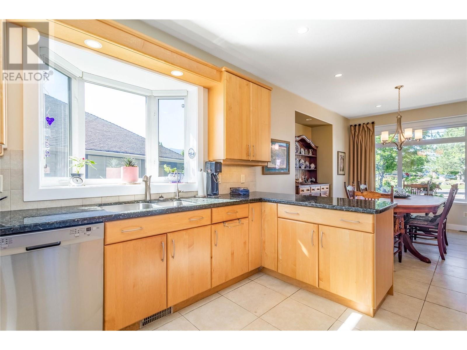30 3800 Gallaghers Pinnacle Way, Kelowna
