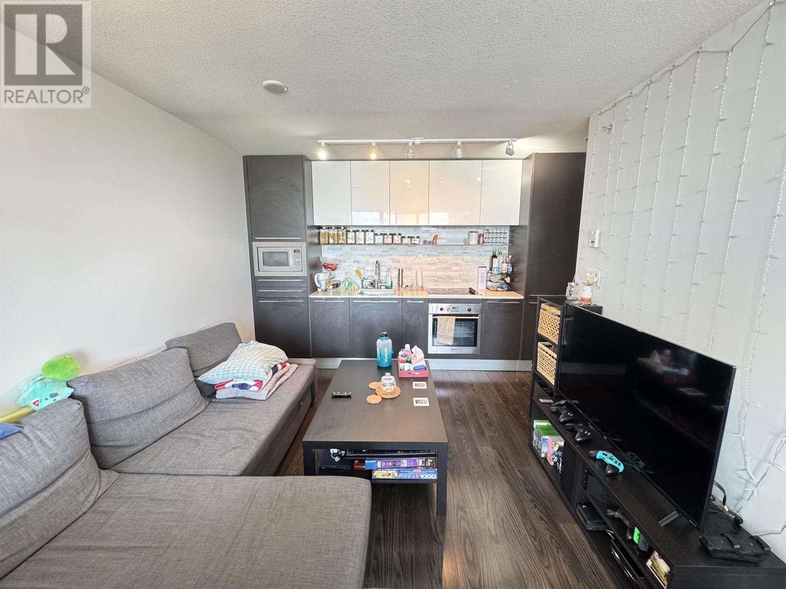 804 8031 NUNAVUT LANE, Vancouver