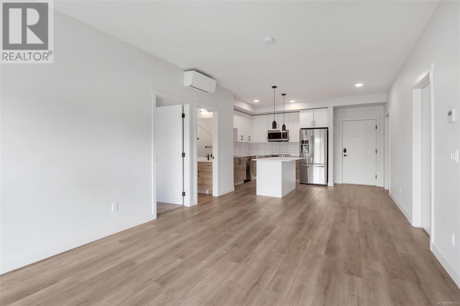 Photo 11 of 311 2461 Gateway Rd, Langford BC