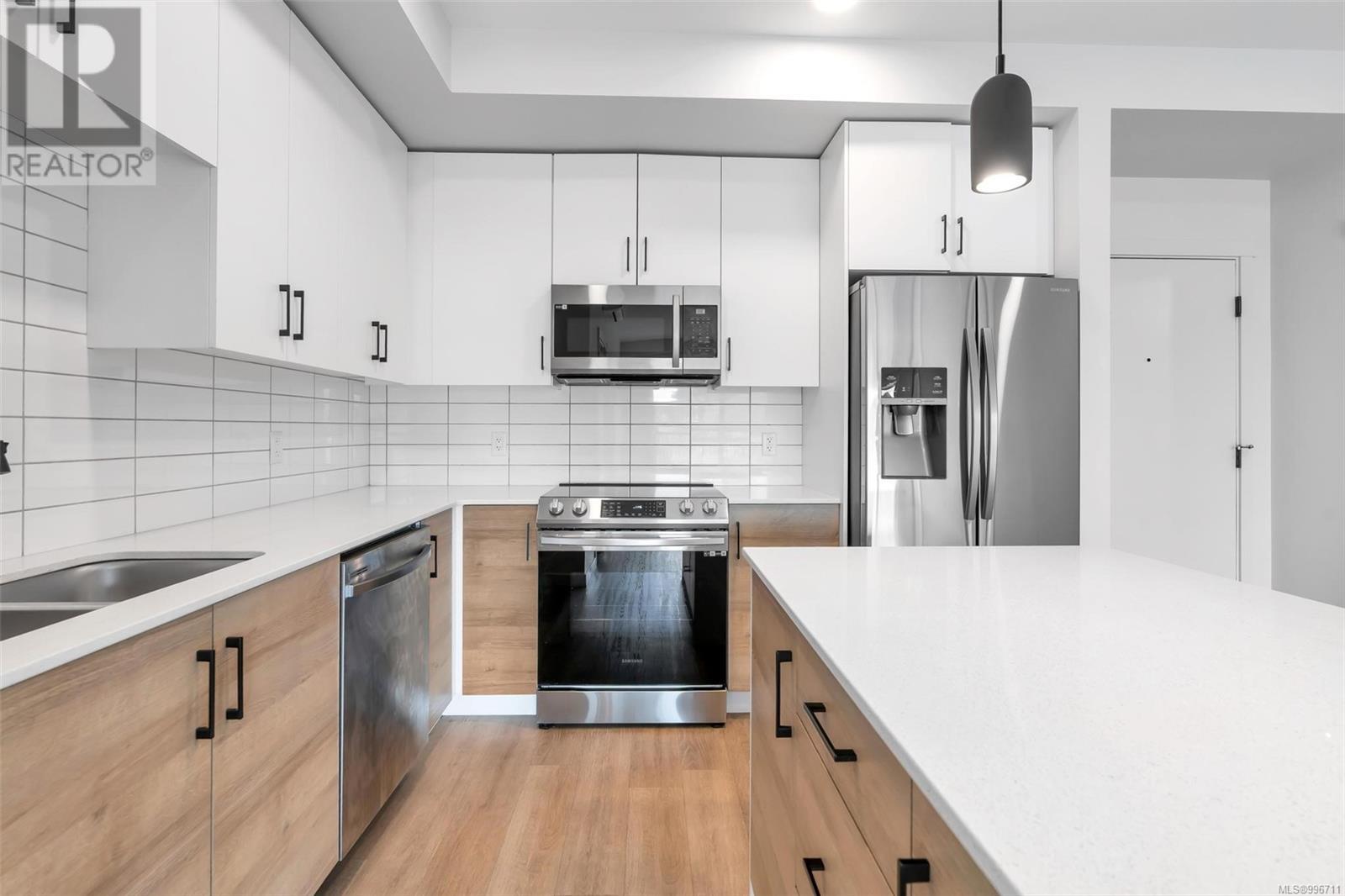 Photo 6 of 311 2461 Gateway Rd, Langford BC