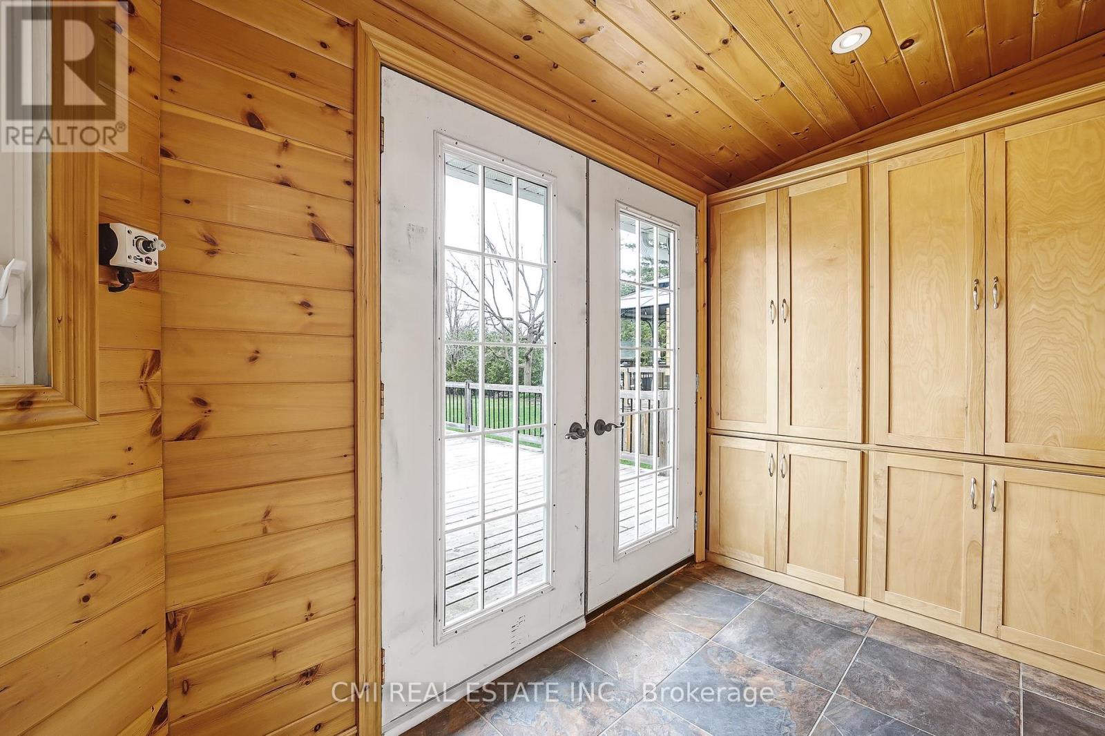 Photo 32 of 96 Elgin Street, Kawartha Lakes ON