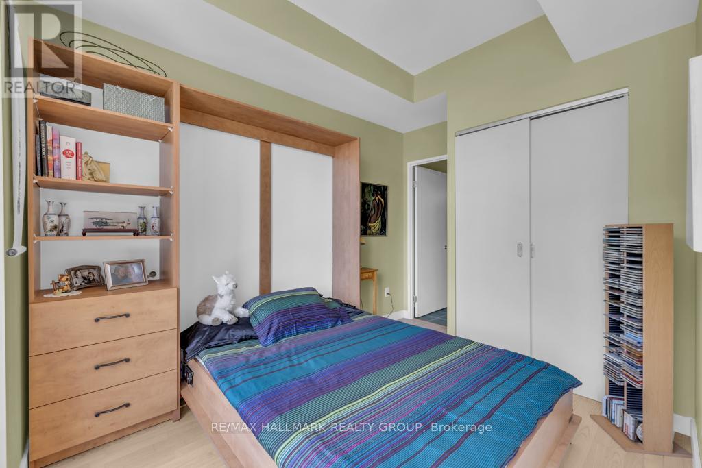 Photo 2 of 610 383 Cumberland Street, Ottawa ON