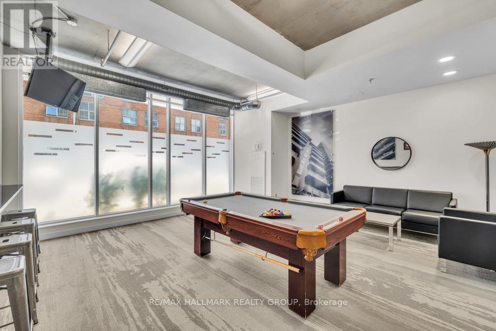 Photo 5 of 610 383 Cumberland Street, Ottawa ON