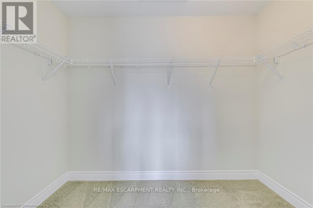 Photo 10 of 8 2273 Turnberry Road, Burlington ON