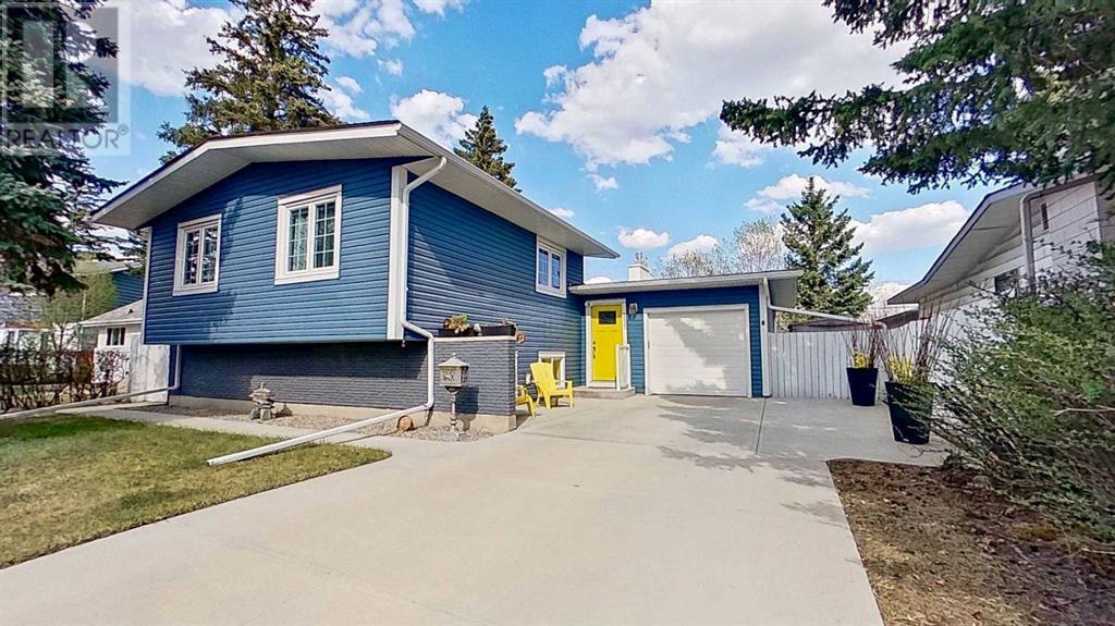 2932 Lathom Crescent SW, Calgary, Alberta