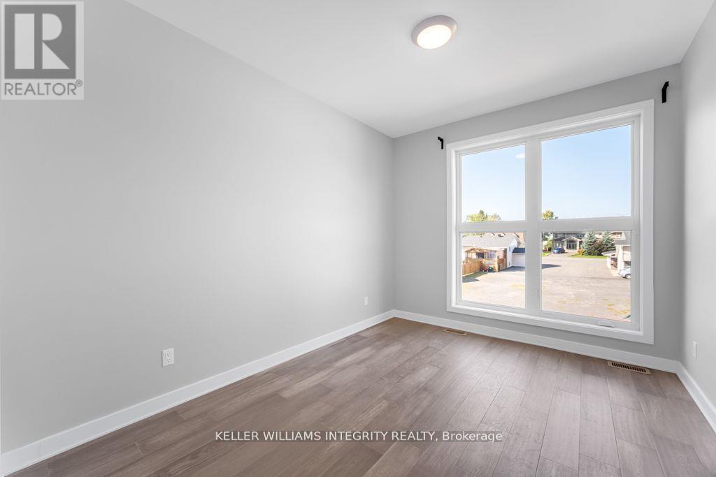 Photo 20 of B 875 Contour Street, Ottawa ON
