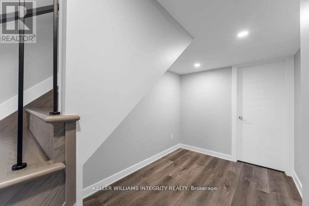 Photo 26 of B 875 Contour Street, Ottawa ON