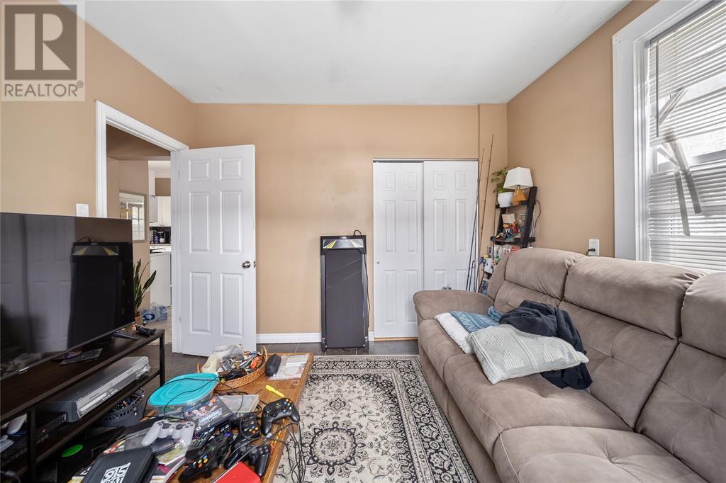 Photo 25 of 169 Christina Street South, Sarnia ON