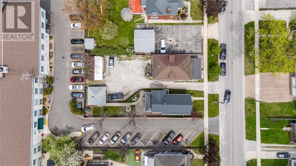 Photo 40 of 169 Christina Street South, Sarnia ON