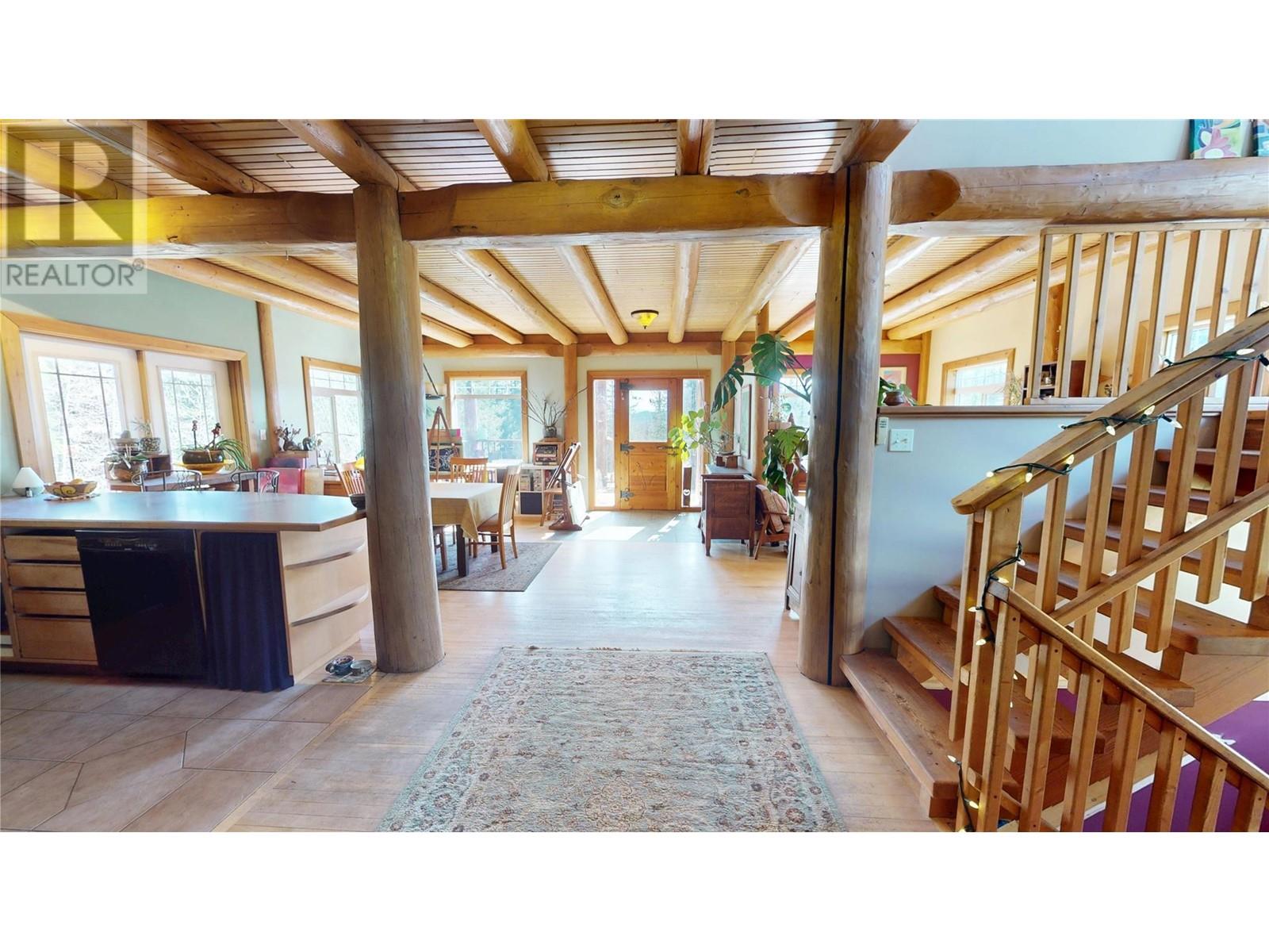 16370 Jacobson Road, Crawford Bay
