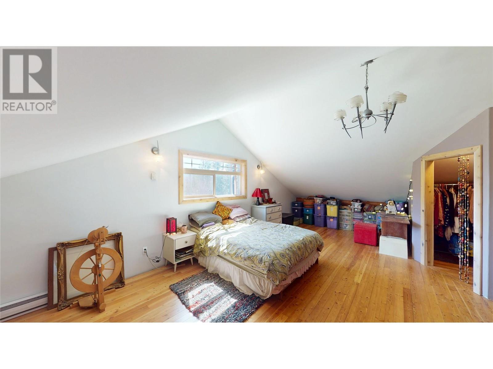 16370 Jacobson Road, Crawford Bay