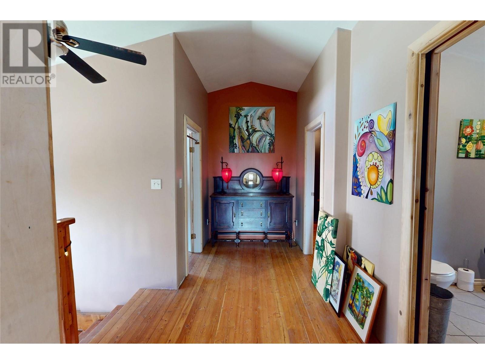 16370 Jacobson Road, Crawford Bay