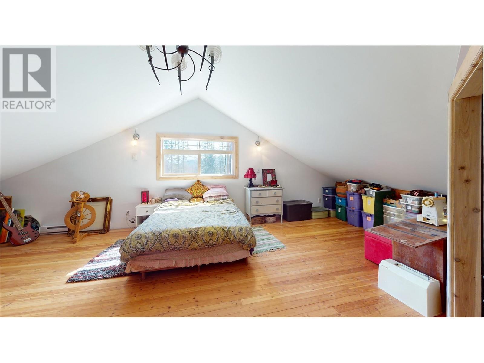 16370 Jacobson Road, Crawford Bay