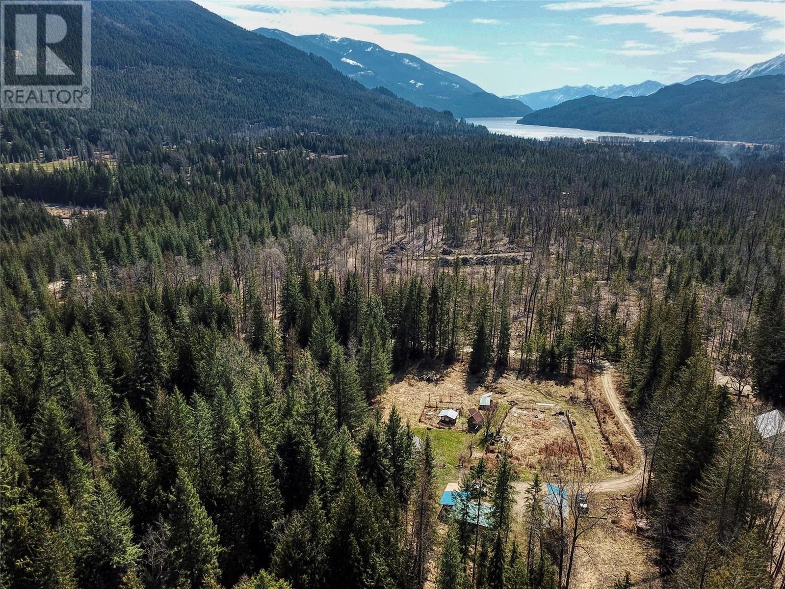 16370 Jacobson Road, Crawford Bay