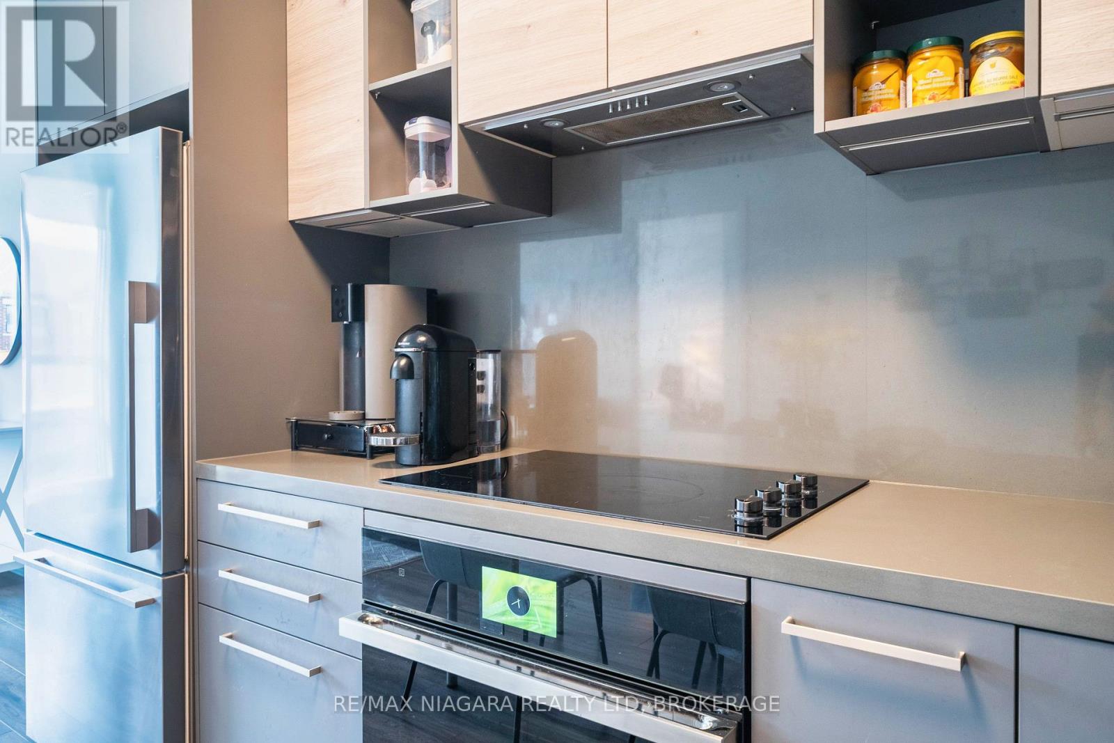 Photo 21 of 105 12 Gandhi Lane, Markham ON