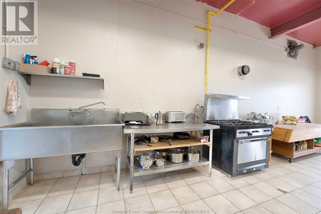 Photo 17 of 9553 Malden Road, Lasalle ON