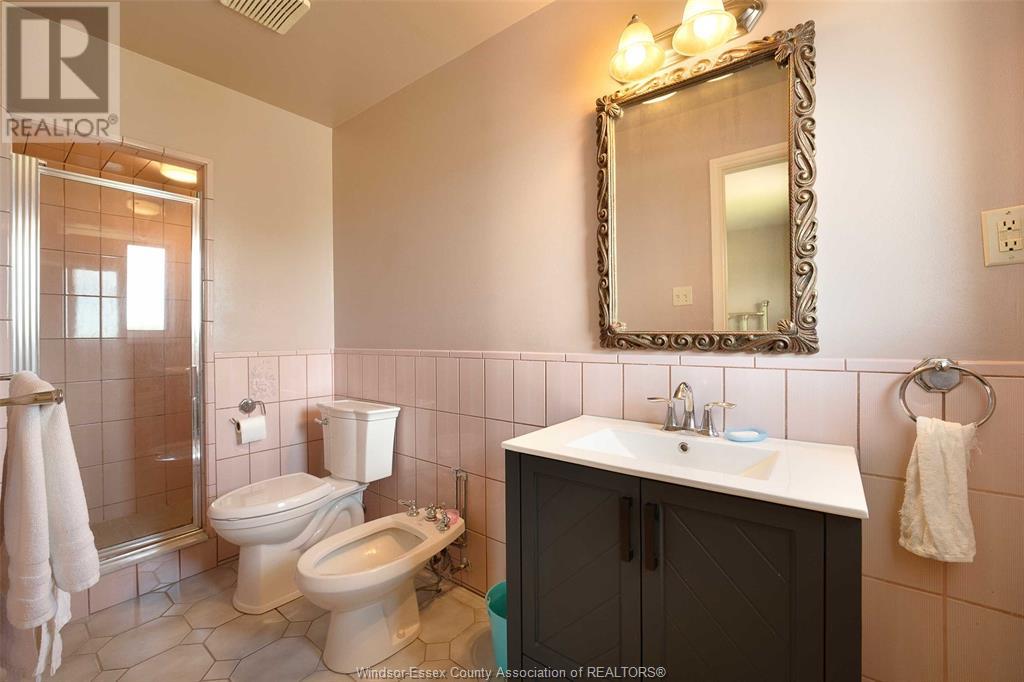 Photo 37 of 9553 Malden Road, Lasalle ON