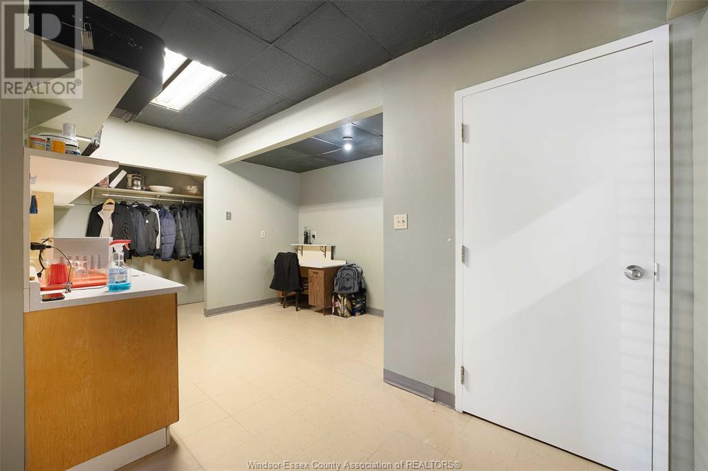 Photo 9 of 9553 Malden Road, Lasalle ON