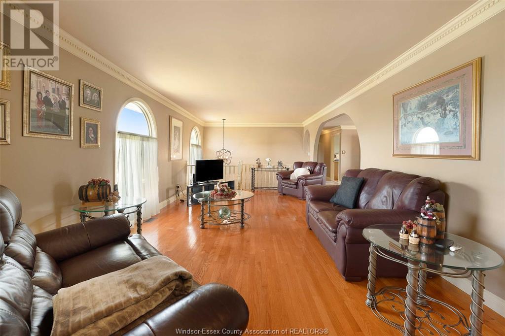 Photo 23 of 9553 Malden Road, Lasalle ON