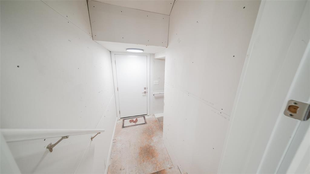 Photo 3 of 146 David George Drive, Winnipeg MB