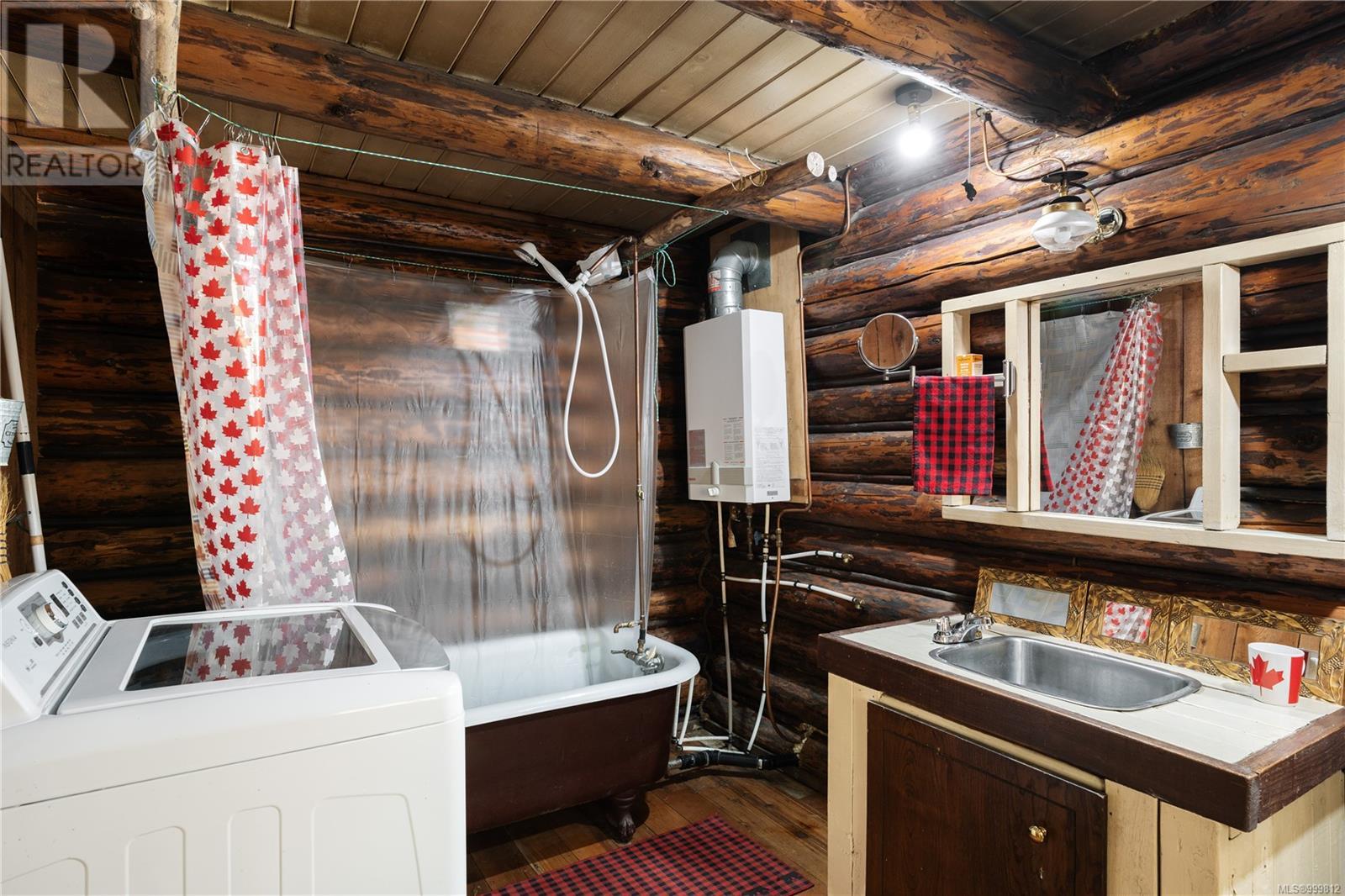 11409 Youbou Road, Youbou