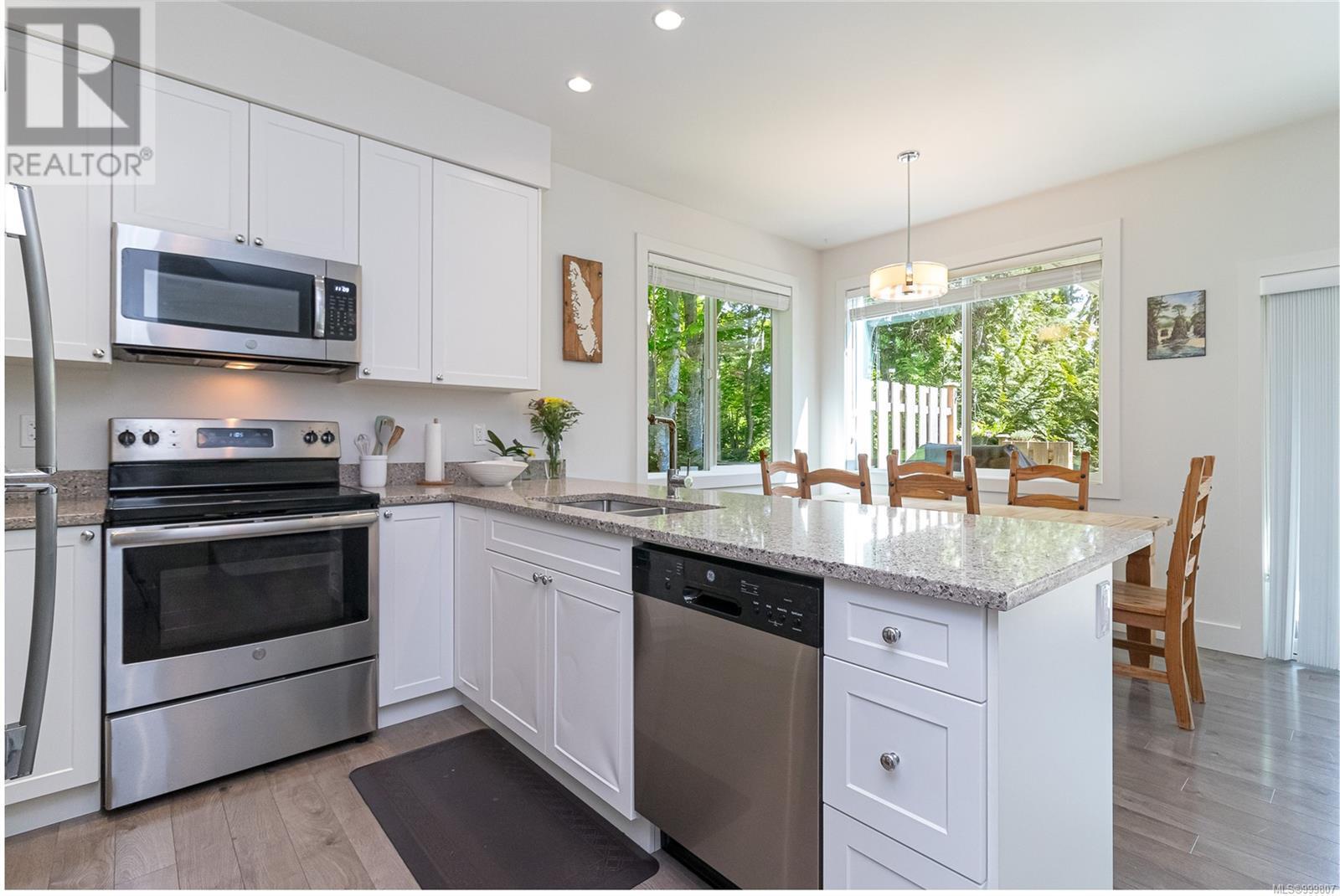 #112 2117 CHARTERS RD - Image 14