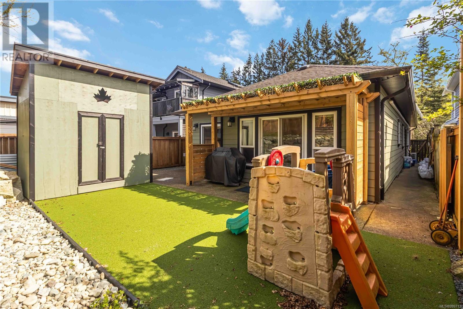  6994 Wright Road, Sooke