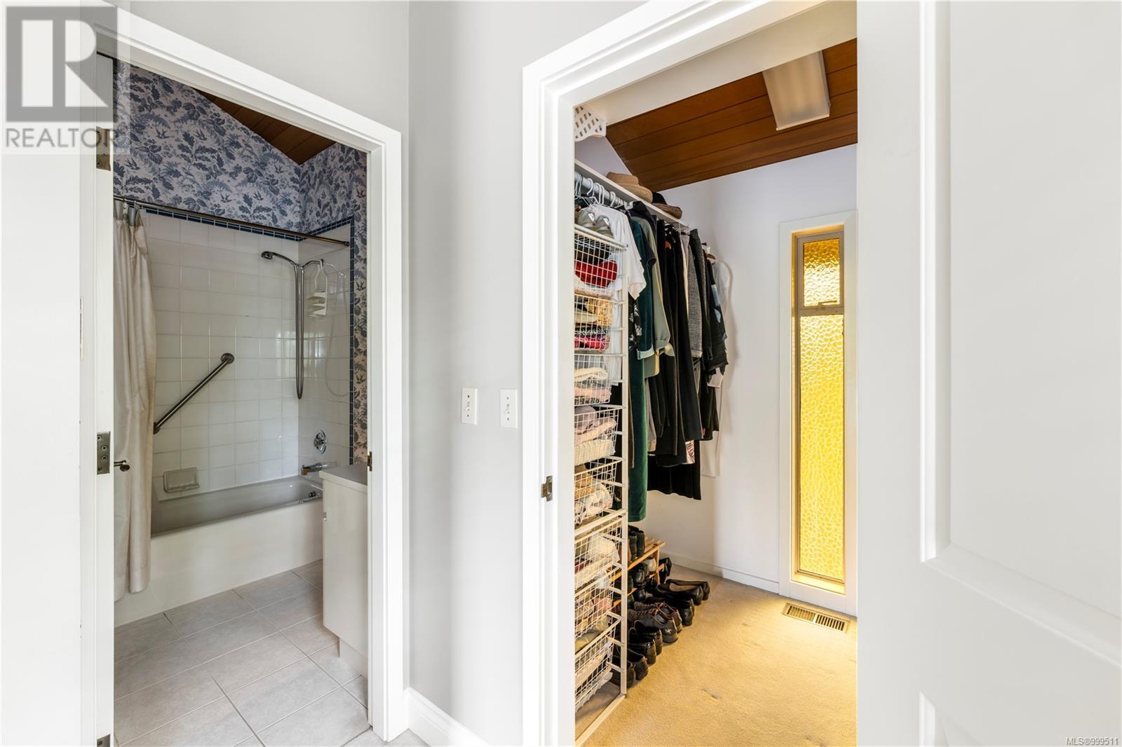  3250 Norfolk Road, Oak Bay