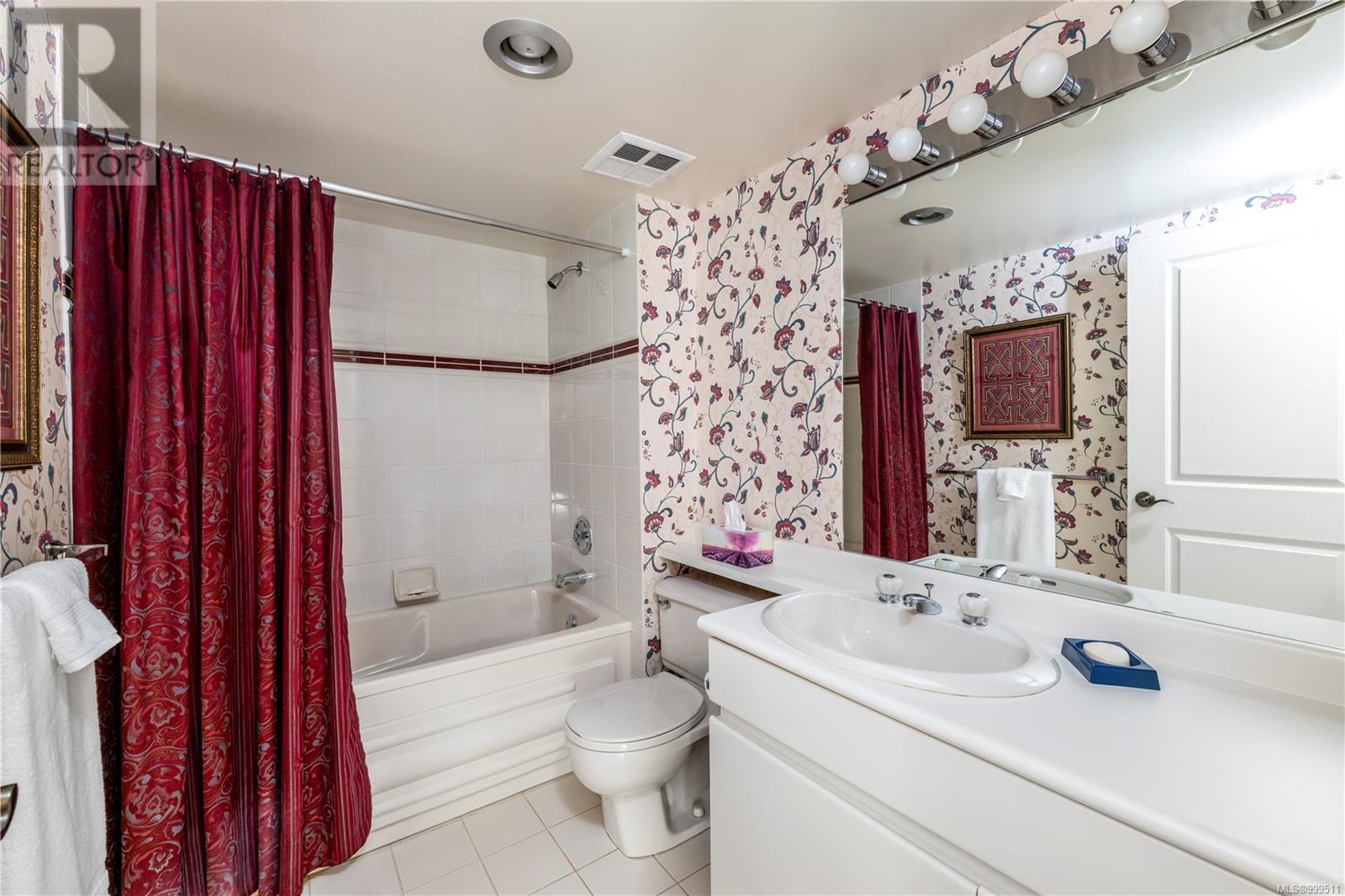  3250 Norfolk Road, Oak Bay