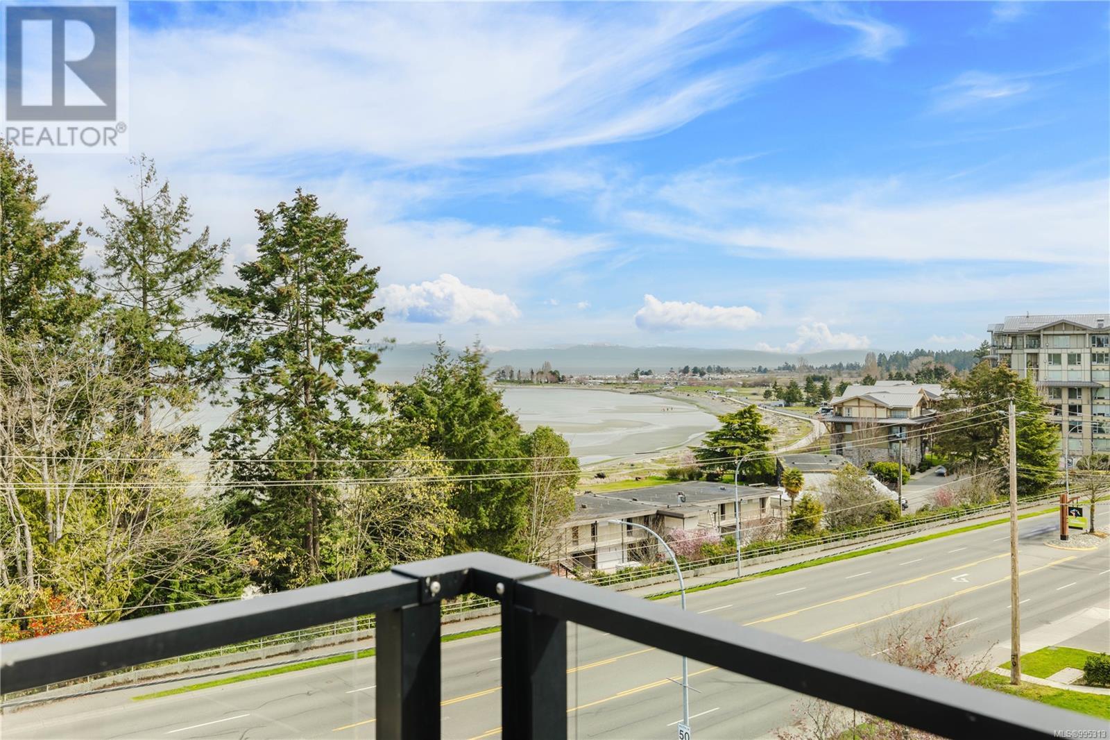 402 100 Lombardy St, Parksville