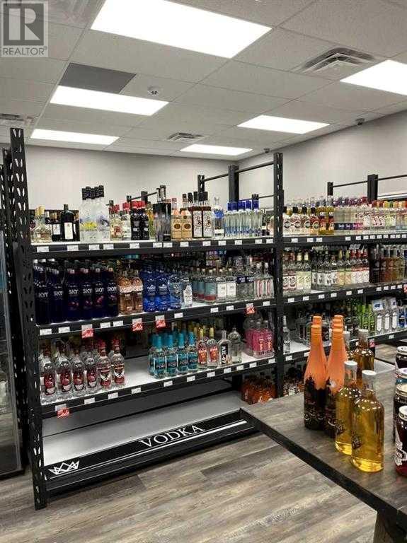 Photo 4 of 101 2882 Box Springs Boulevard, Medicine Hat AB