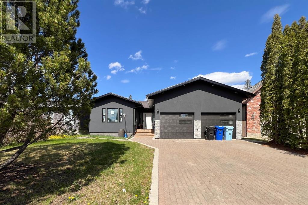 122 Dickins Close, Fort McMurray