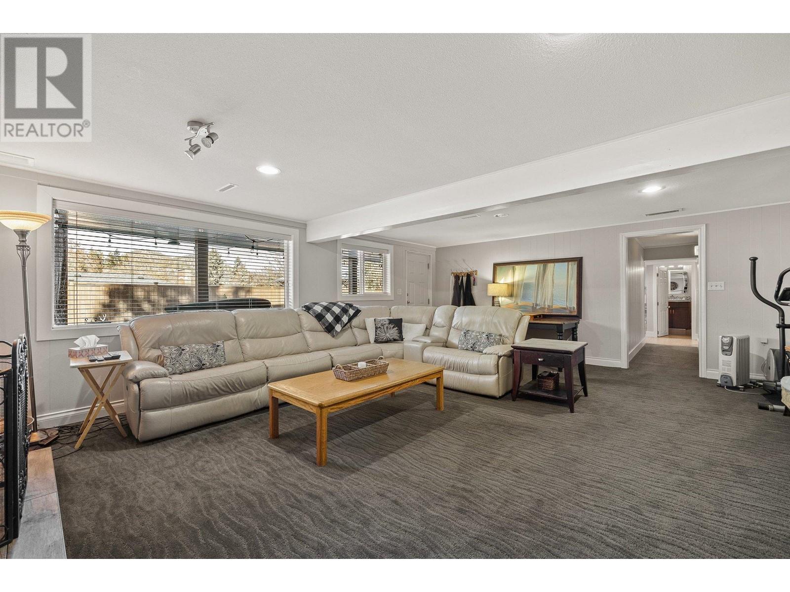  1434 Gaddes Avenue, Kelowna