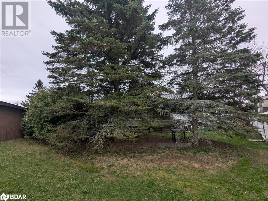 Photo 11 of 66 Linden Lane, Innisfil ON