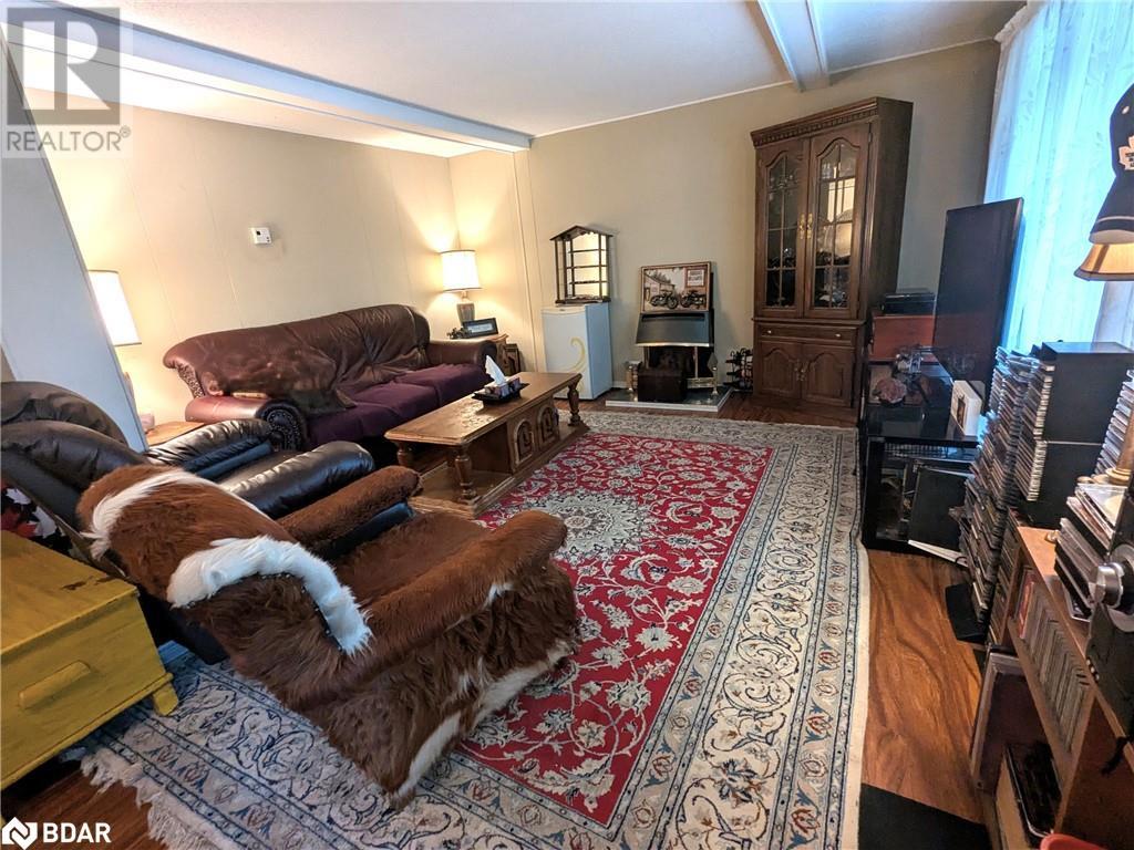 Photo 14 of 66 Linden Lane, Innisfil ON